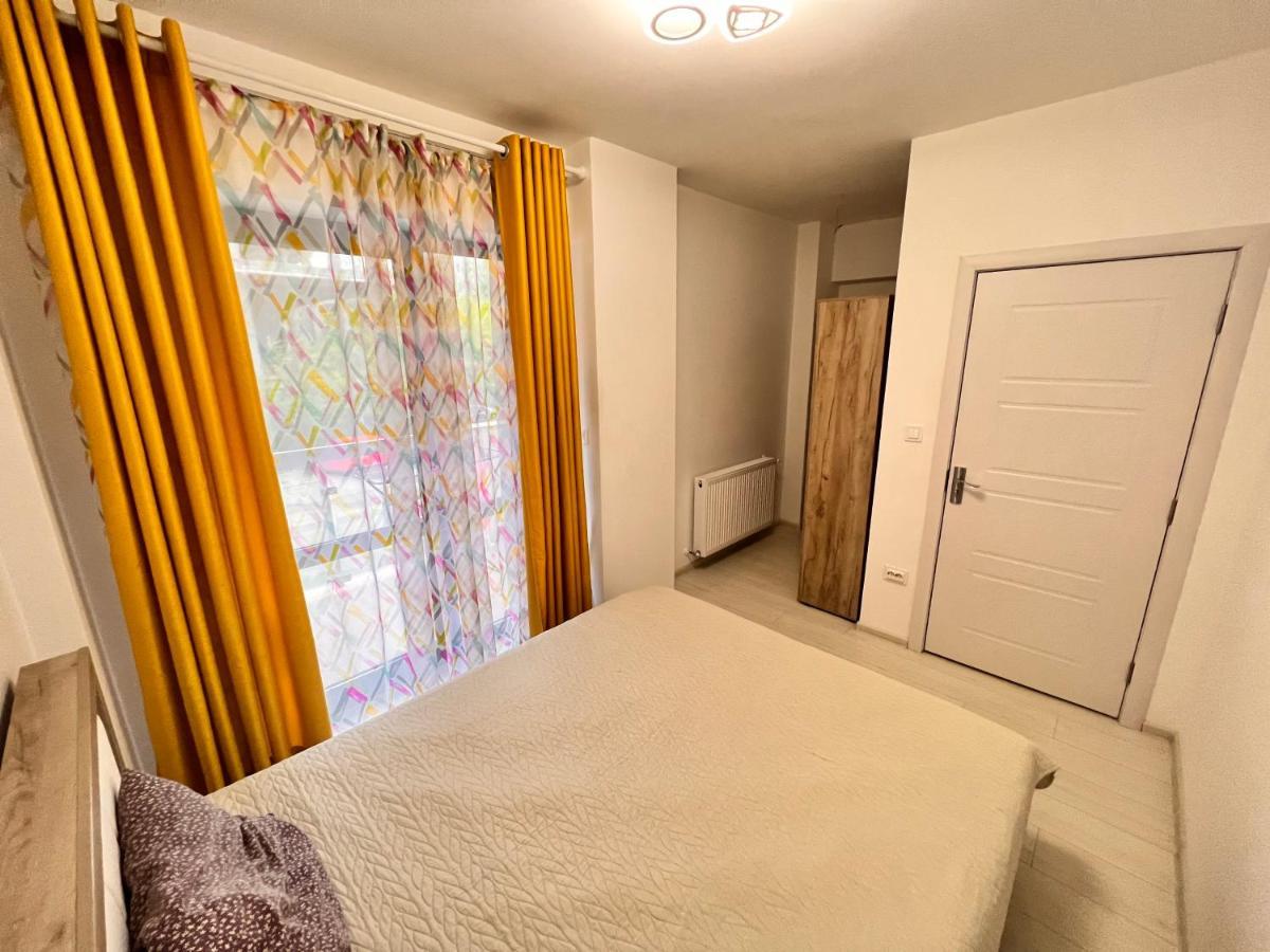 2 Rooms Apartment Airy & Bright Relax Iasi Exterior foto