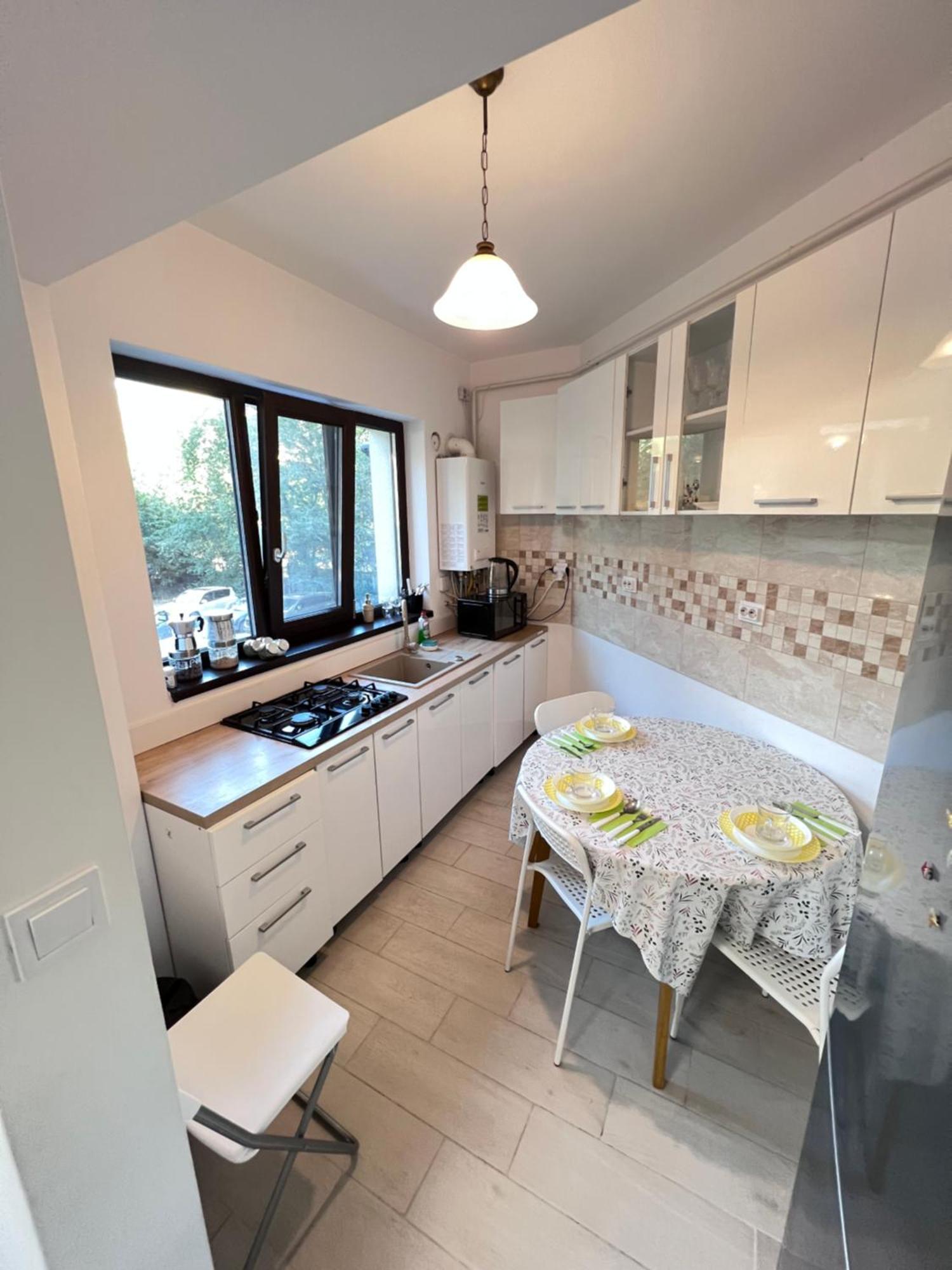 2 Rooms Apartment Airy & Bright Relax Iasi Exterior foto