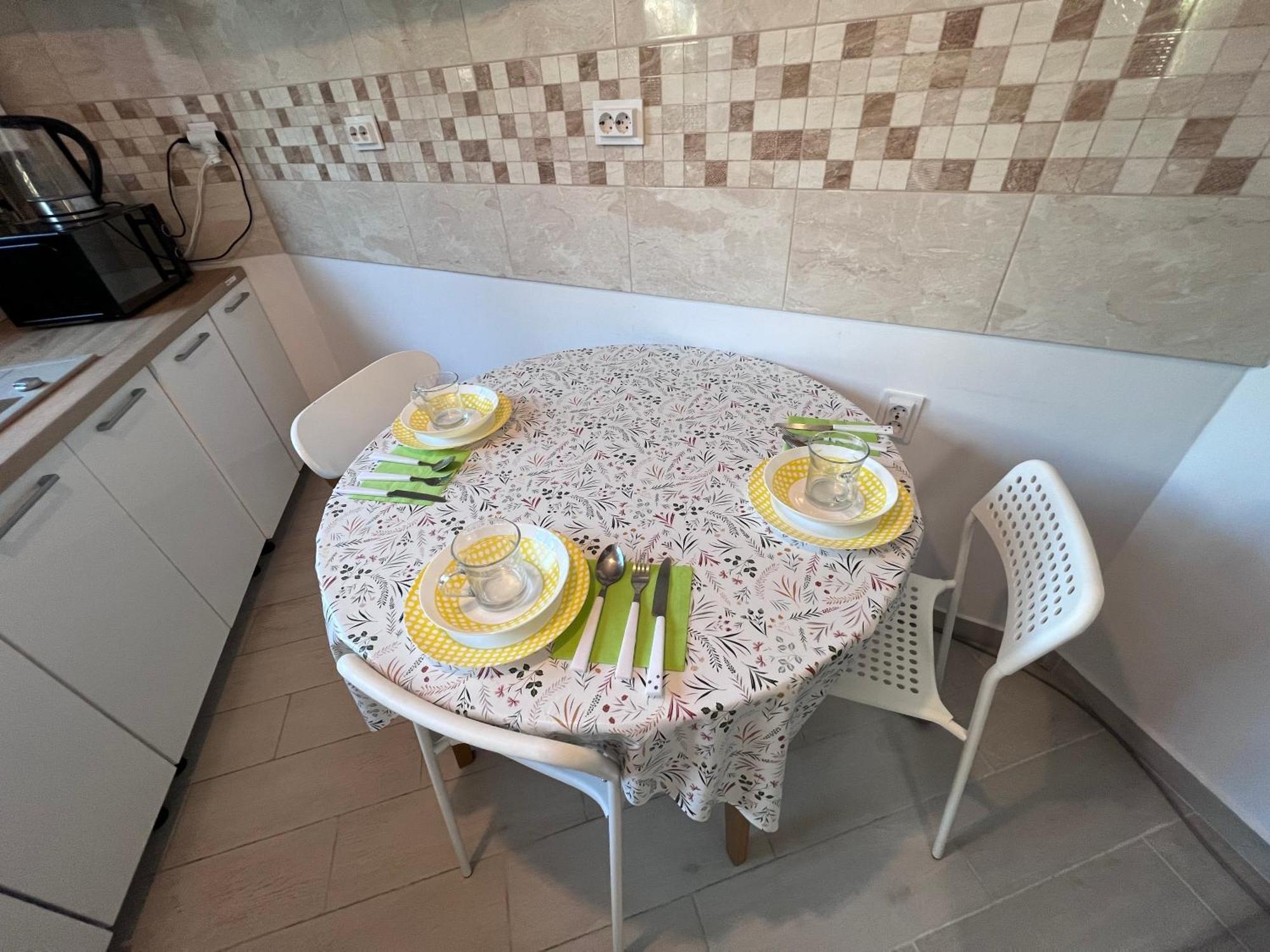 2 Rooms Apartment Airy & Bright Relax Iasi Exterior foto